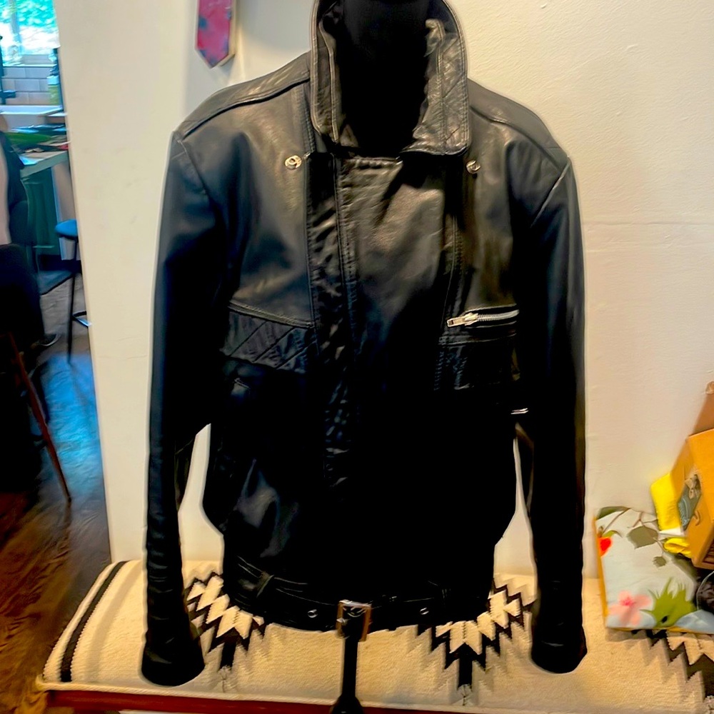 Vintage Open Road leather motorcycle jacket. Size 42